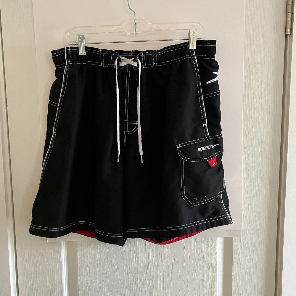 Speedo Swim Trunks Men's Board Shorts Size Large Unlined Black Swimsuit Pockets